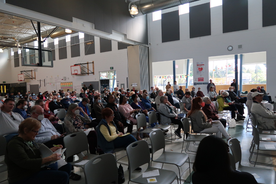 Crowd at Adam Smith Town Hall SeaTac on 2022-05-21