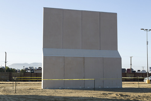 Border wall: https://www.flickr.com/photos/54593278@N03/24075842318/ 